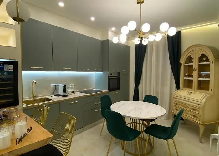 Gaglian's Guest house Como