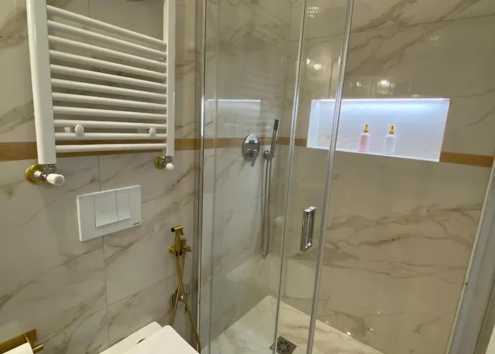 Gaglian's Guest house